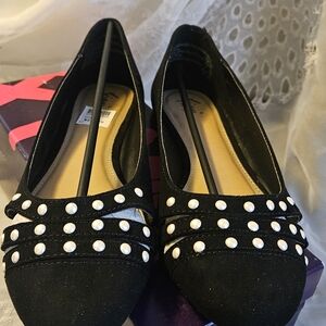 FIONI Clothing Black Pearl-Studded Ballet Flats